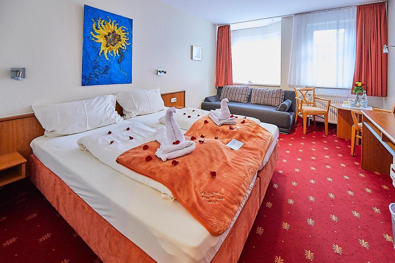 Hotel Diamant Зальцведель Екстер'єр фото